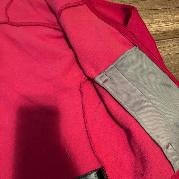 Woman’s medium coat - Picture 3 of 4